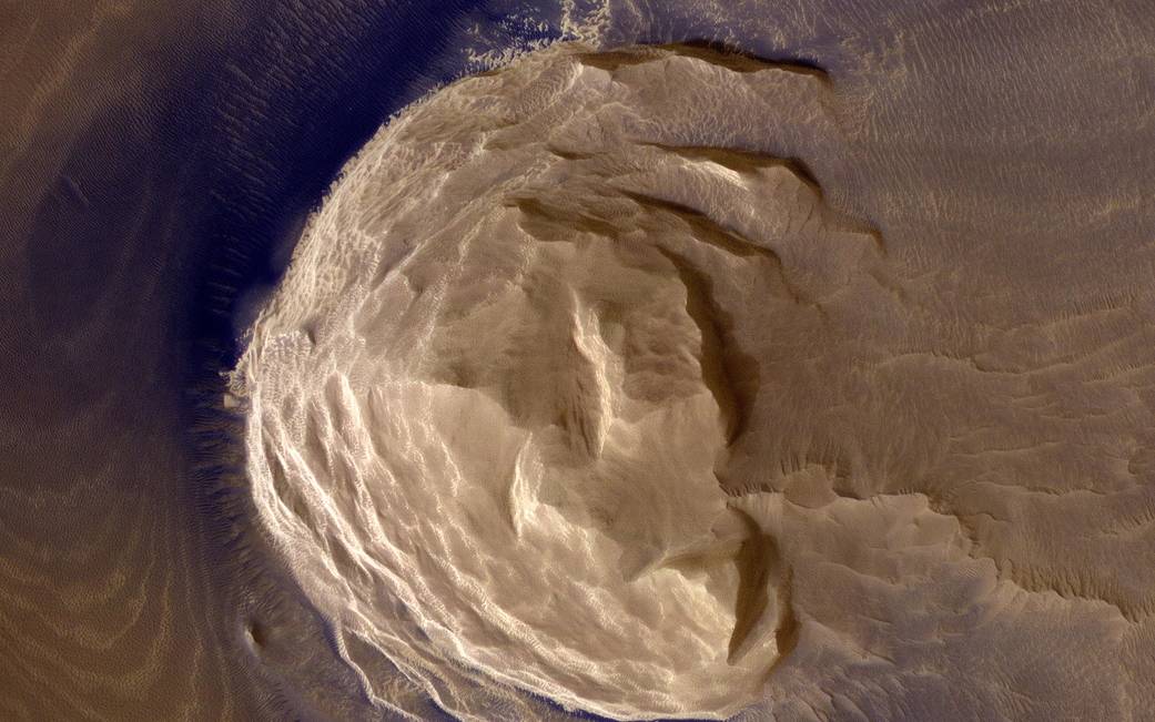Olympus Mons aureole
