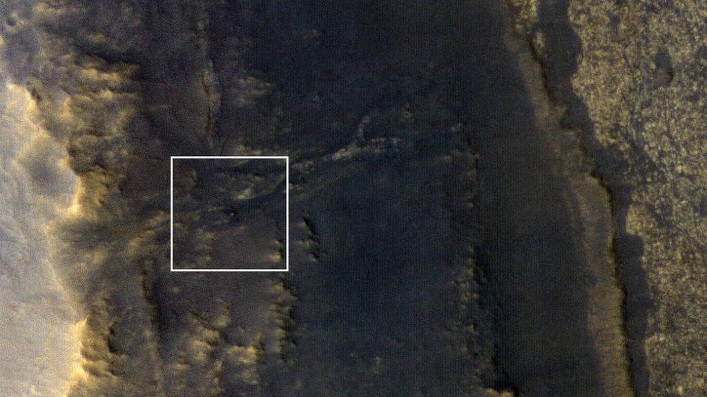 Opportunity Emerges in a Dusty Picture
