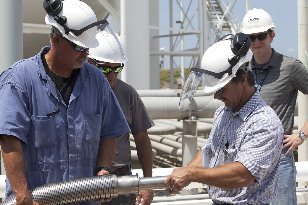 Liquid Hydrogen Tanker Flex Hose Fit Check at Launch Pad 39B
