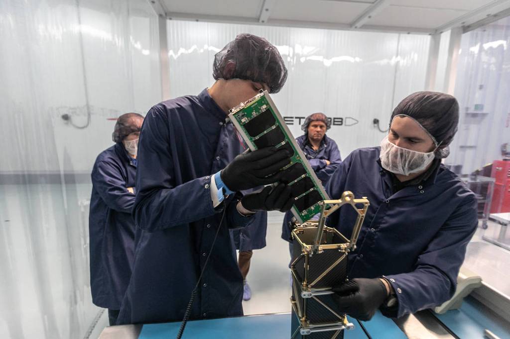 ELaNa 19: RSat