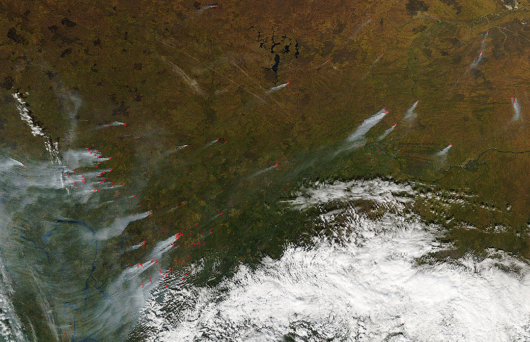 Aqua image of Russian wildfires