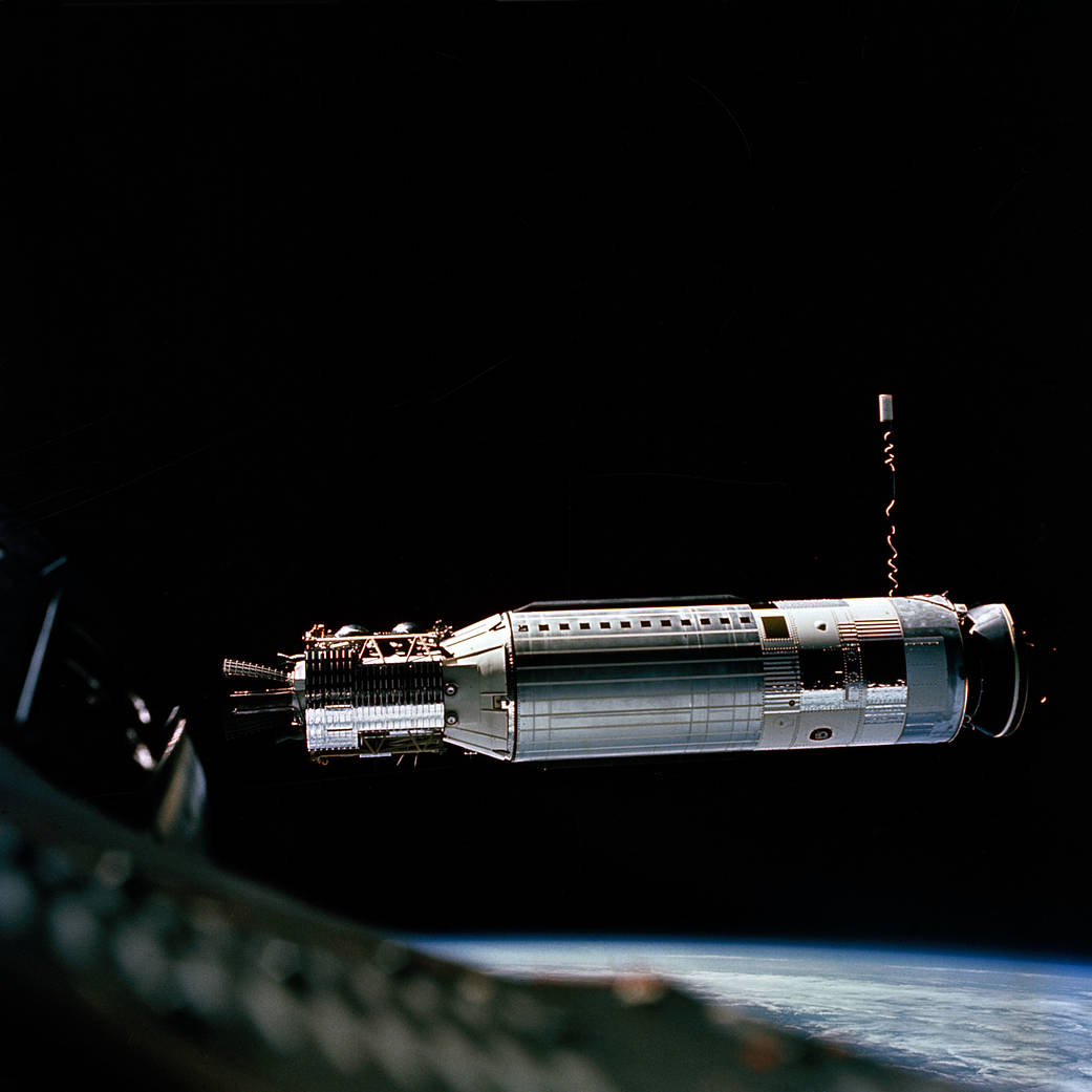 Target docking vehicle approaches Gemini spacecraft