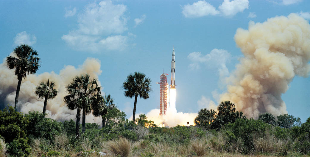 Liftoff of Saturn rocket on Apollo 16 mission