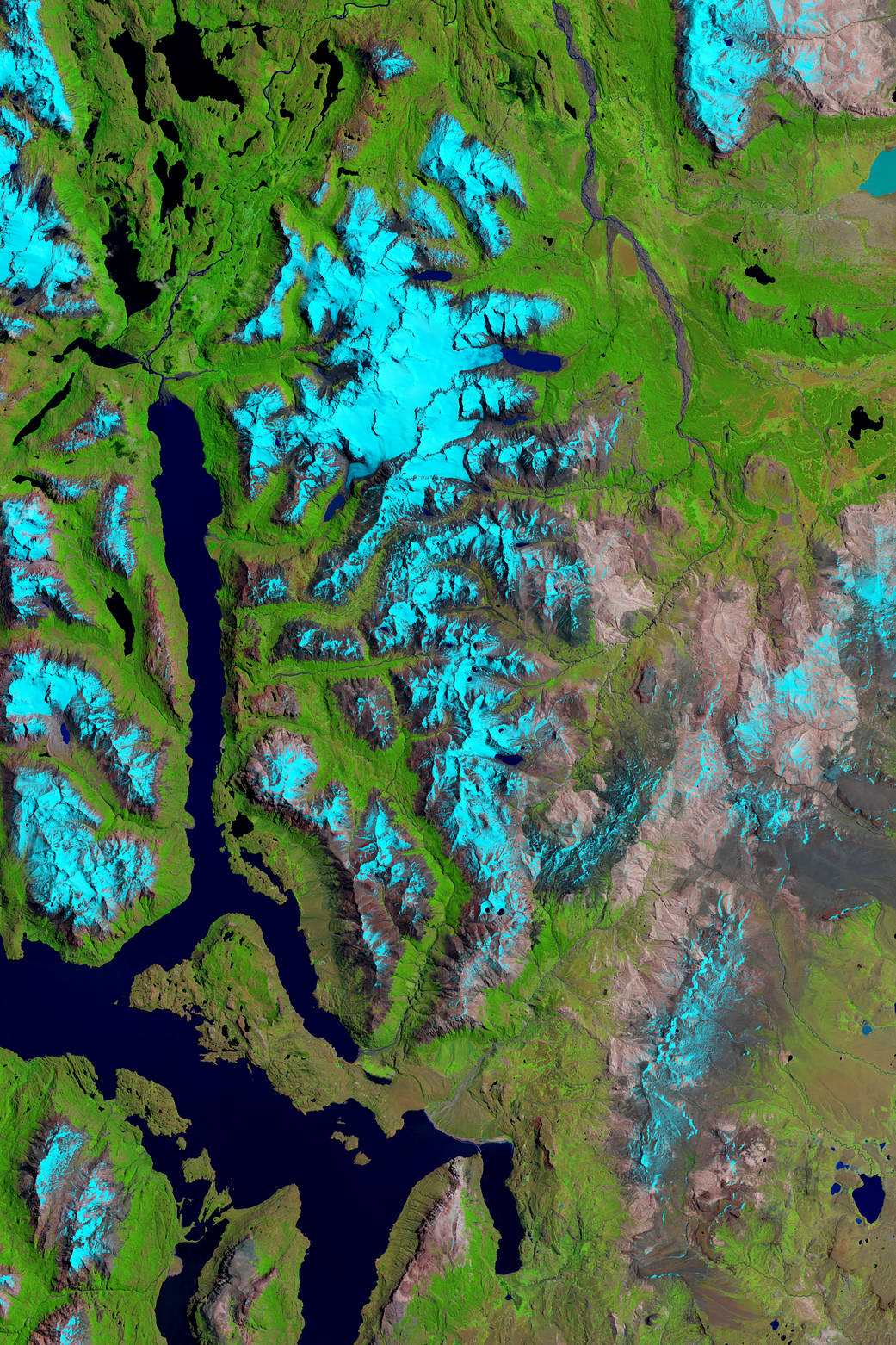 This image, acquired by the Operational Land Imager (OLI) on Landsat 8, shows the glaciers of Sierra de Sangra on Jan. 14, 2015.