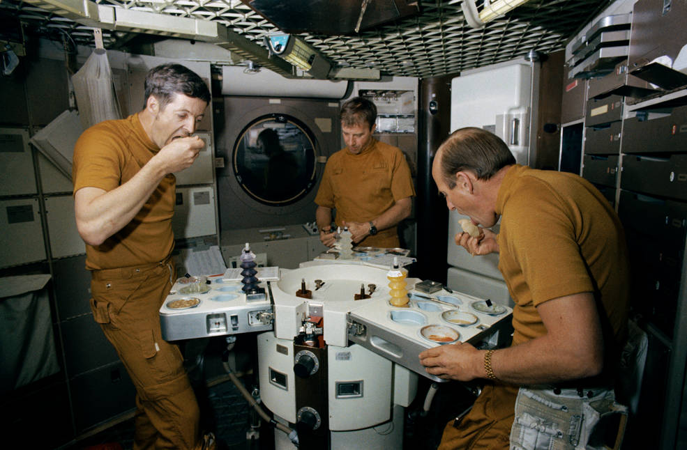 crew_training_mar_1_1973