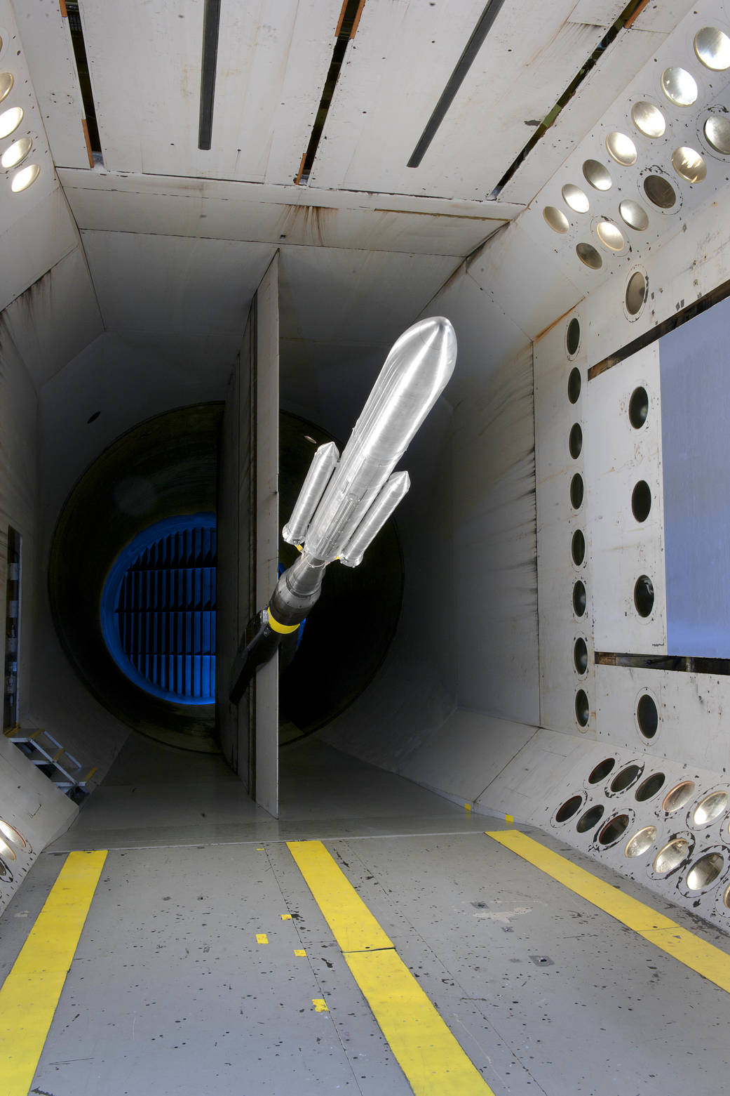 SLS Model 'Flies' Through Langley Wind Tunnel Testing