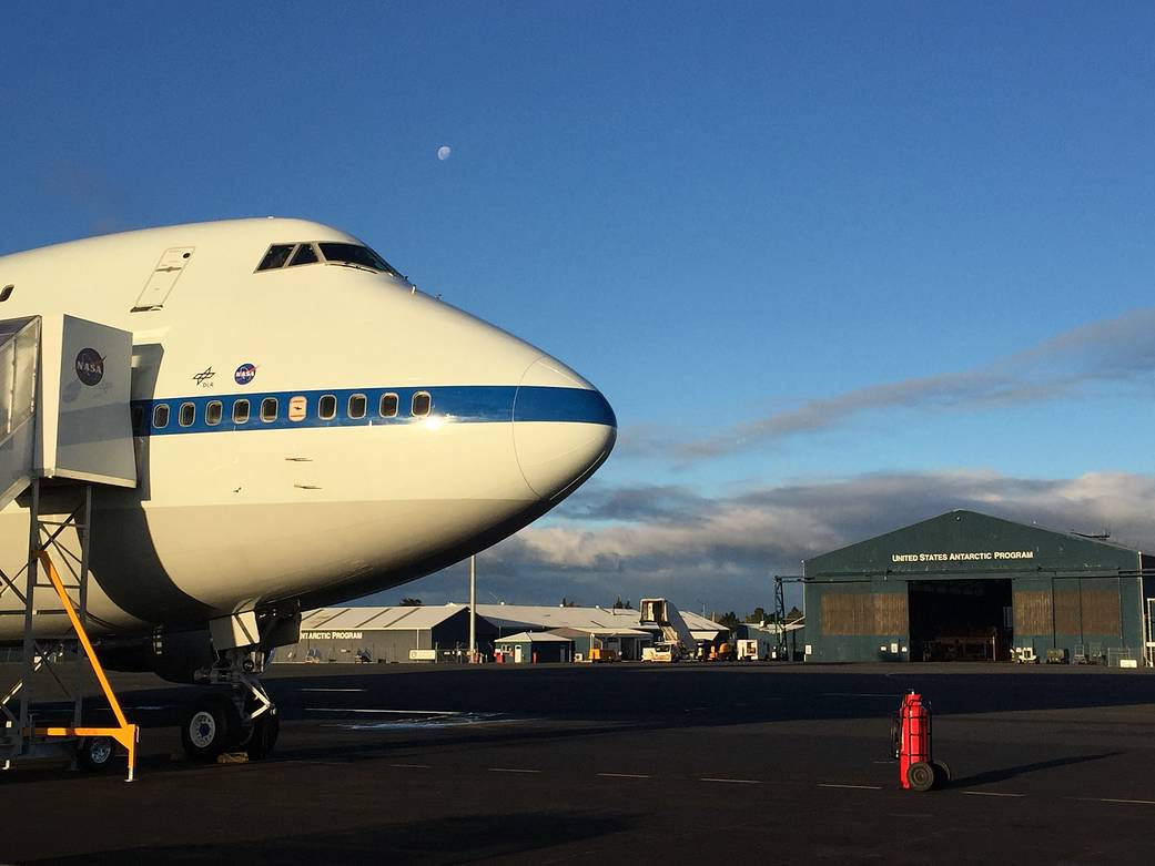 SOFIA stationed next to the United States Antarctic Center at Christchurch International Airport in New Zealand.
