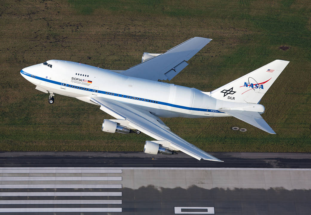 SOFIA taking off from Hamburg, Germany.