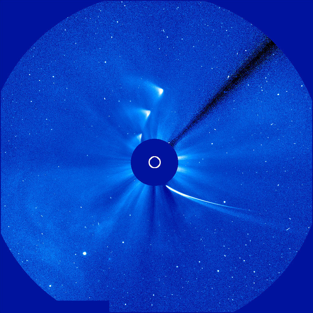 This time-lapse image shows Comet ISON approaching and leaving during its slingshot around the sun on Nov. 28, 2013.
