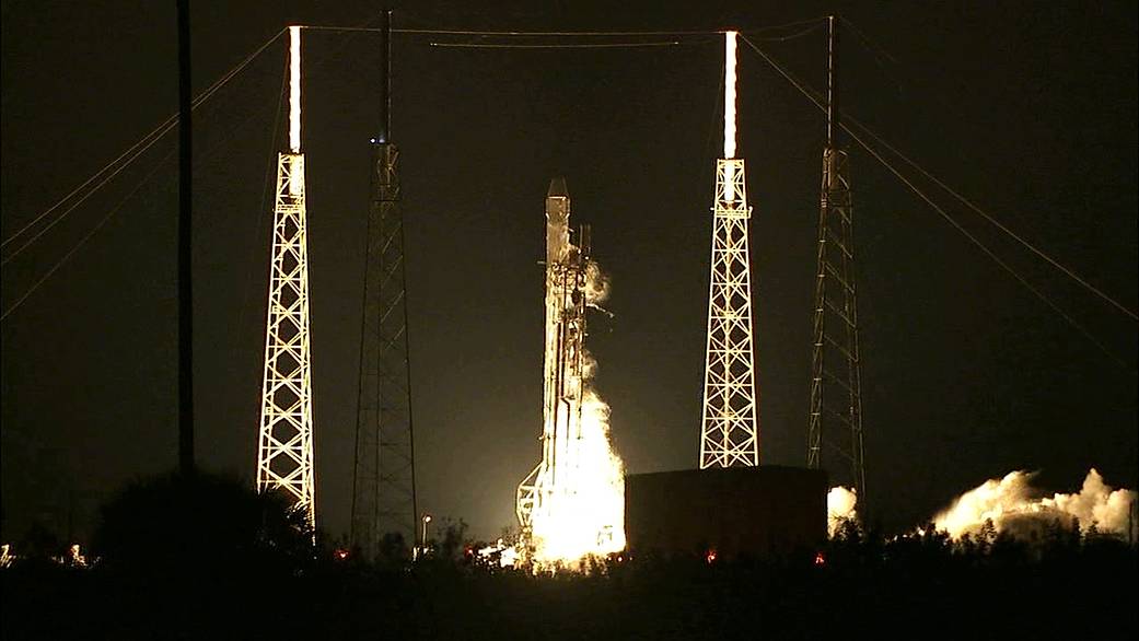 Falcon 9 Rocket Roars to Life