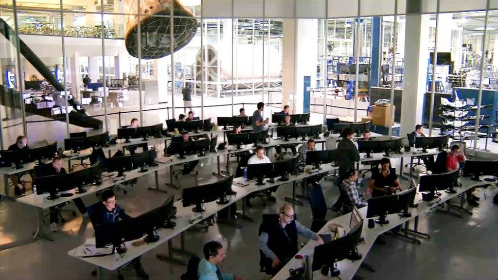SpaceX Engineers Follow Countdown