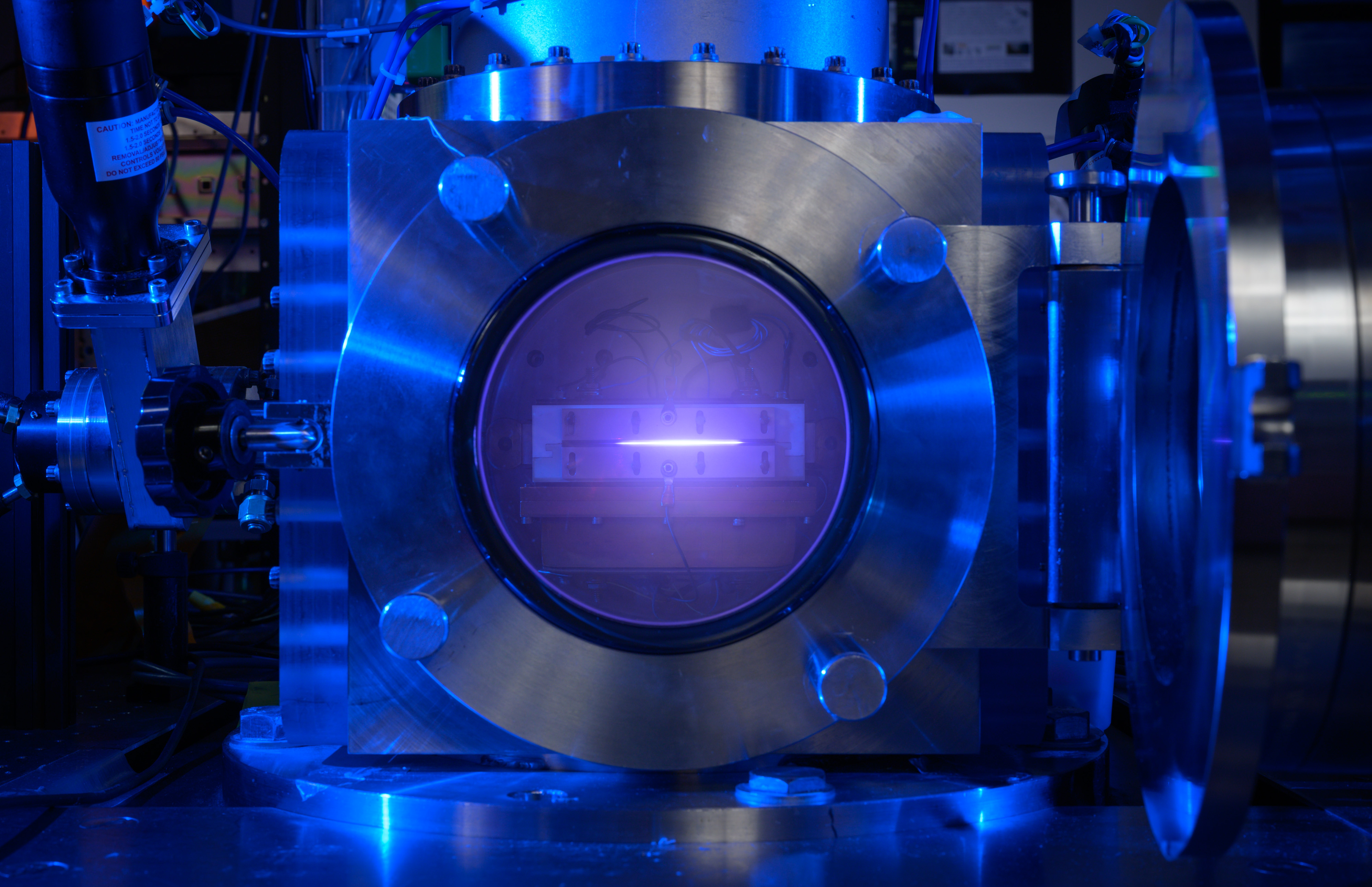 アンプ NASA COSmIC Facility - NASA