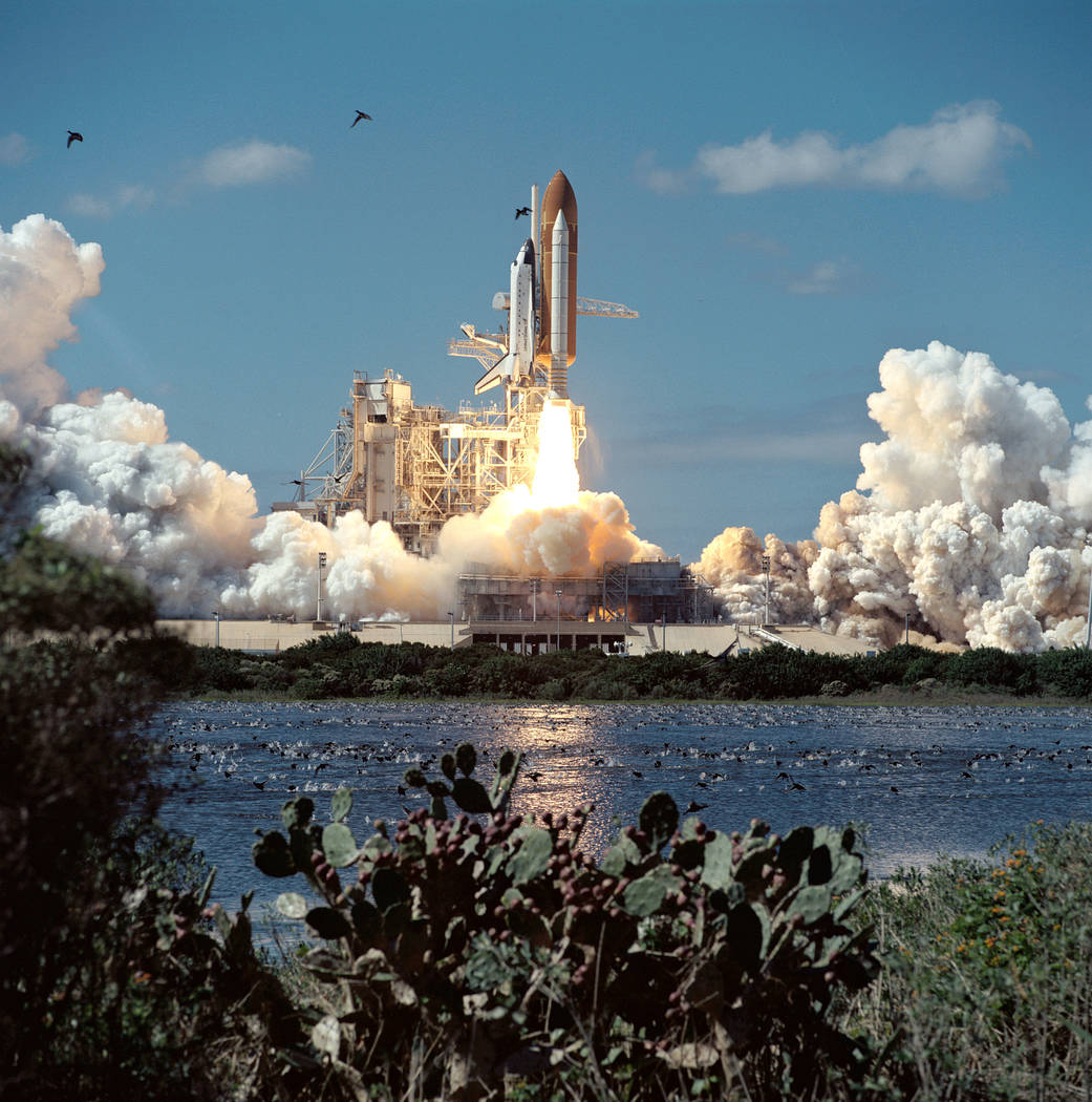 This week in 1994, space shuttle Atlantis returned to work after a refurbishment and two-year layoff.