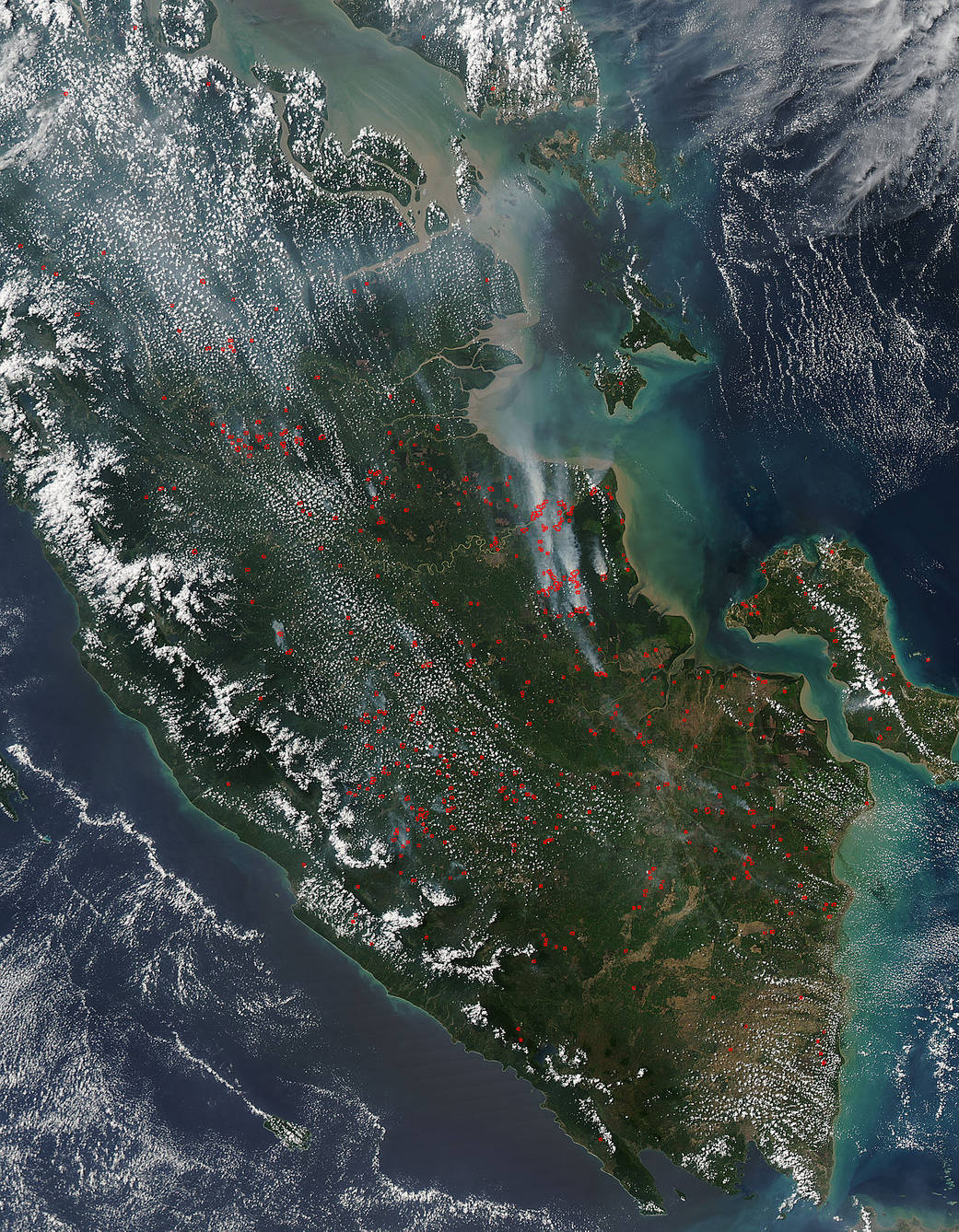Aqua image of wildfires in Sumatra