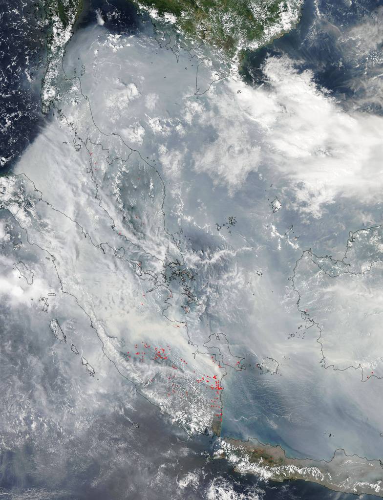 Smoke and Fires in Sumatra October 2015