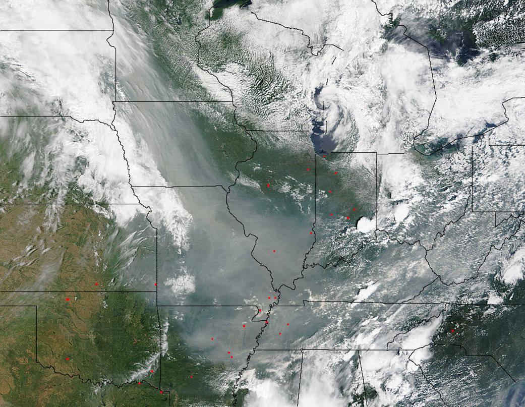 Canadian wildfire smoke over the U.S.