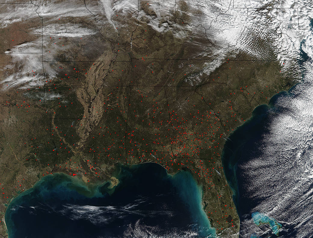 Fires dotting U.S. Southeast