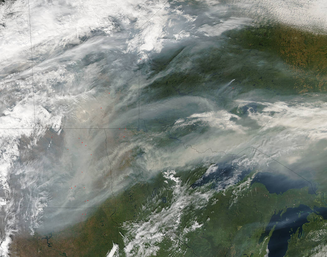 Aqua image of smoke over the midwest