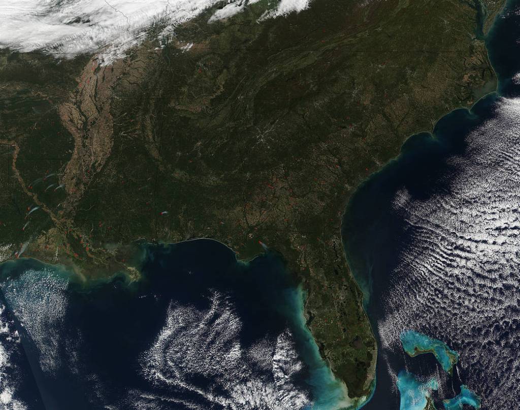 Dozens of Fires Spotted in the Southeastern United States