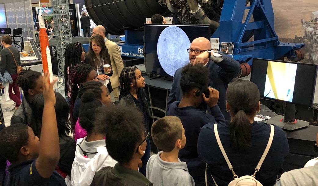 SLS at the International Astronautical Congress 