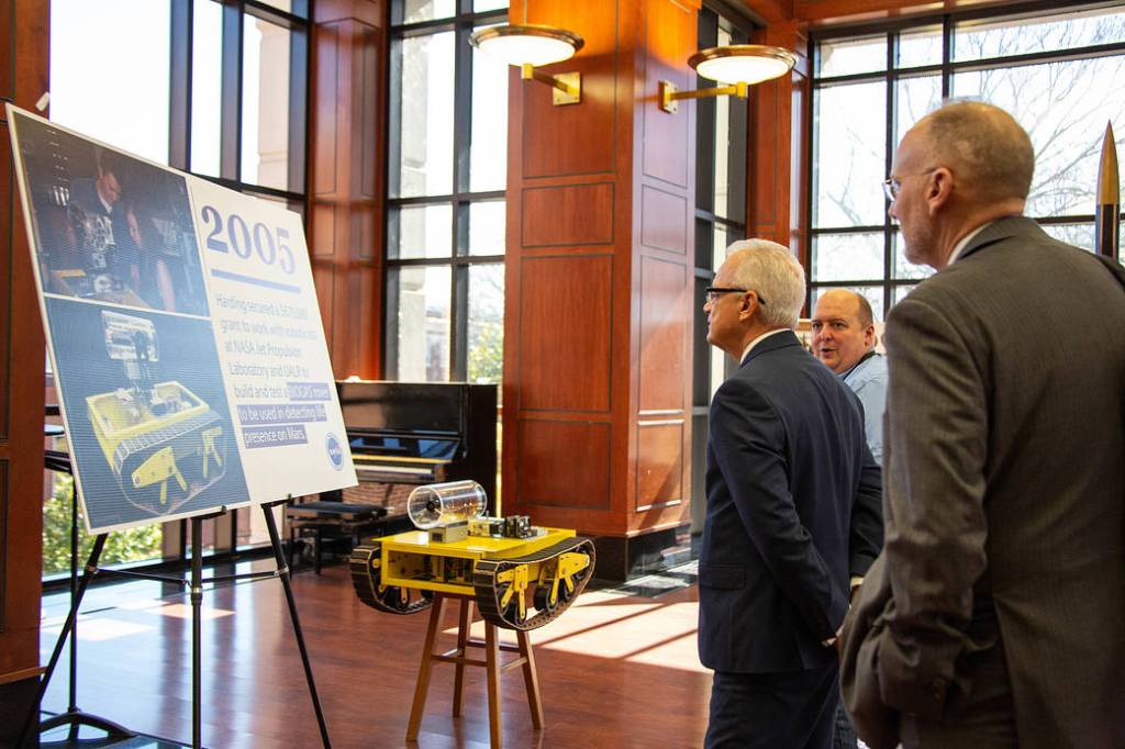 NASA’s Douglas Terrier and David Steitz Learn about Research at Harding University