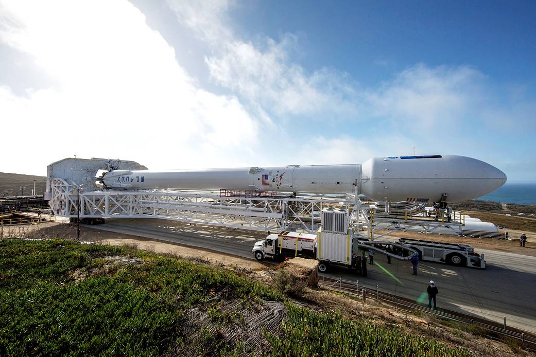 Falcon 9 Rolled to Launch Pad for Jason-3