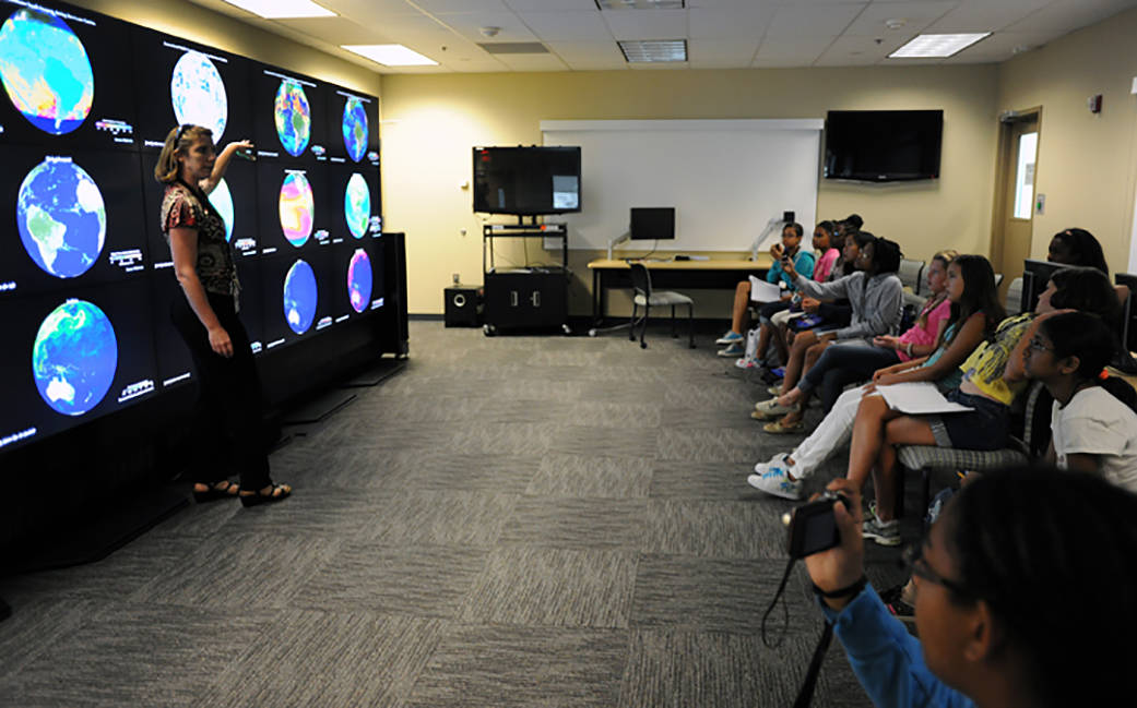 photo of SISTER program activities at NASA Goddard in 2012