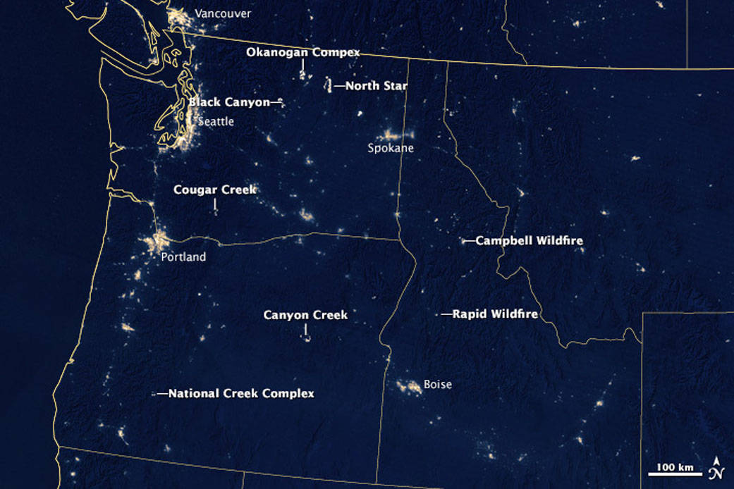 Suomi NPP image of wildfires at night