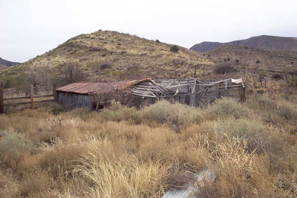 Barn and Pens at Love Ranch