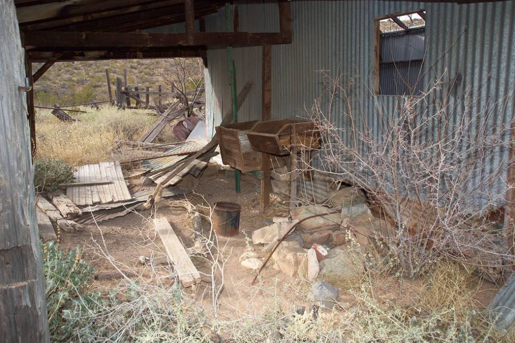 Feed Troughs
