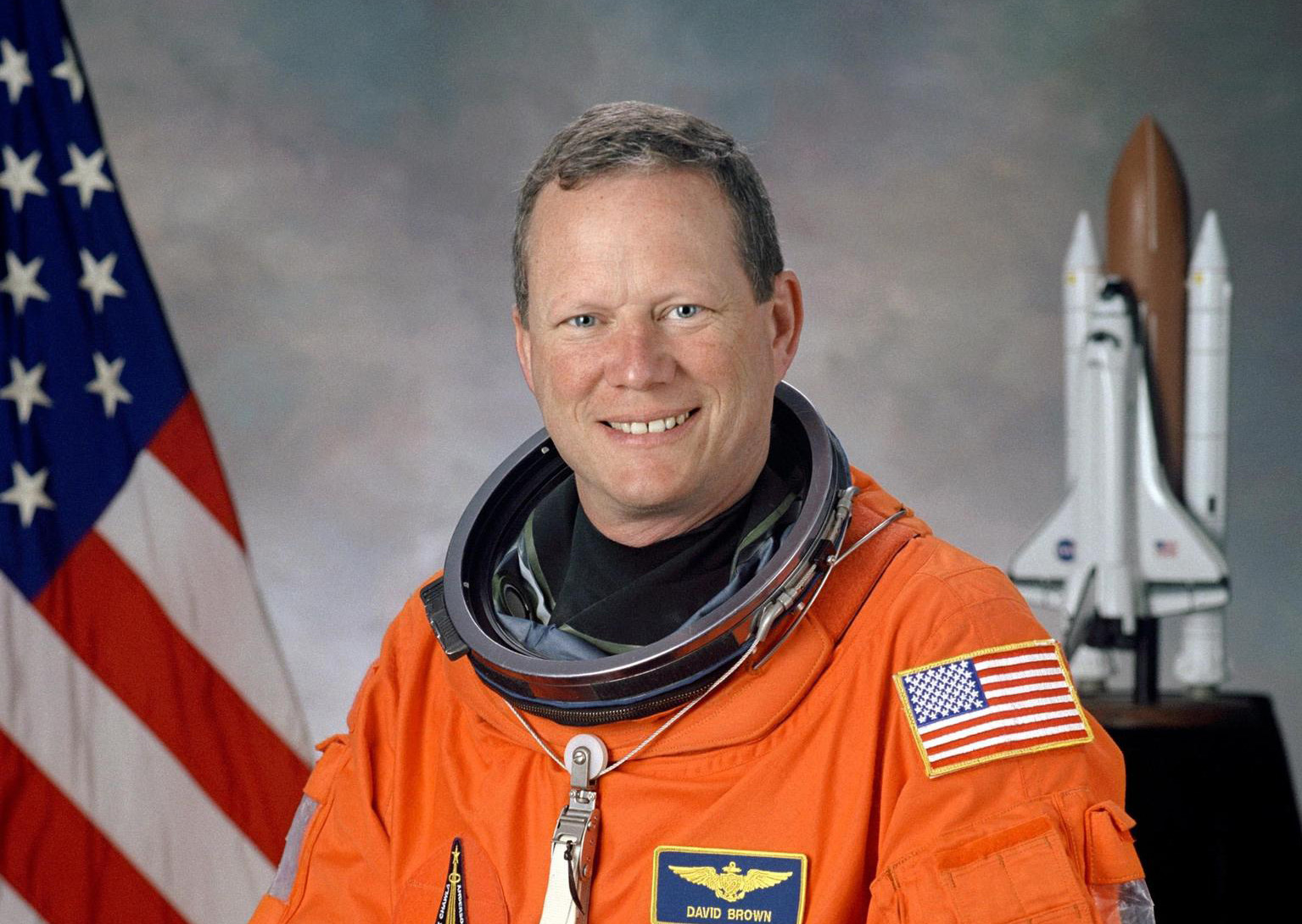 Official portrait of astronaut David M. Brown, mission specialist