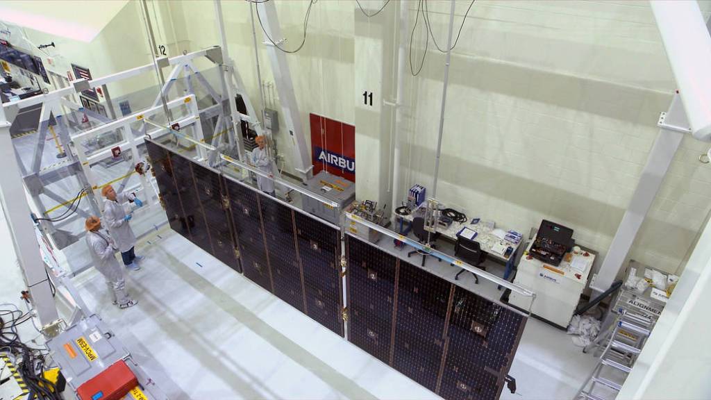 Orion Stretches Its Wings Ahead of First Crewed Artemis Flight