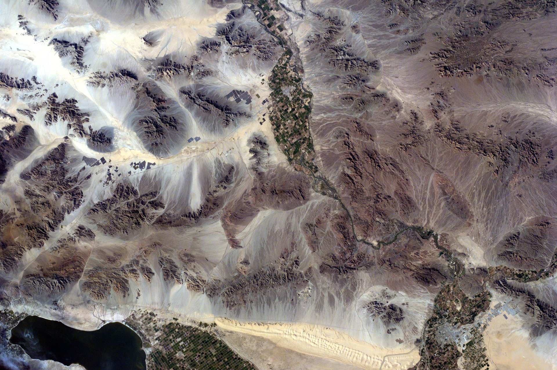 The International Space Station EarthKAM captured this image of the Salton Sea in California’s Colorado Desert, one of the world’s largest inland seas and lowest spots on Earth.