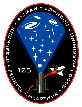 STS-125 Crew Patch - SM4