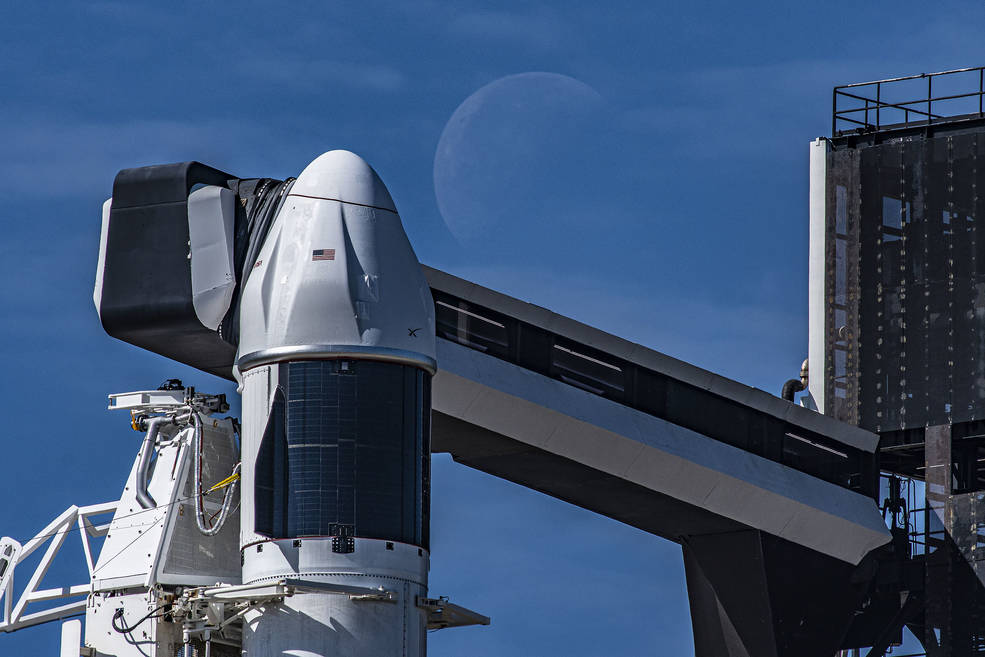 A SpaceX Dragon cargo spacecraft is atop the company’s Falcon 9 rocket at NASA’s Kennedy Space Center in Florida, in preparation for SpaceX’s 27th commercial resupply services launch to the International Space Station for NASA. Photo credit: SpaceX