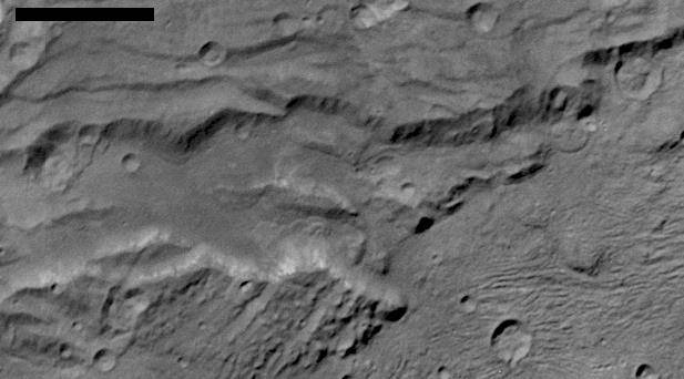 new_horizons_charon_landslides_48_912_miles