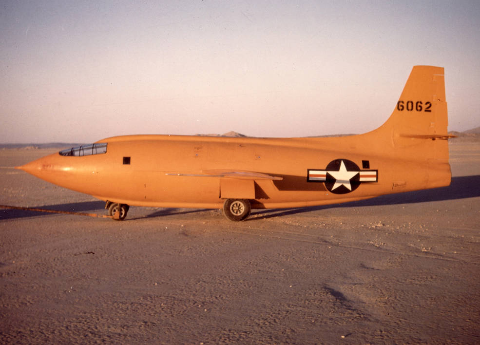 first_rocket_airplane_bell_x-1_on_runway