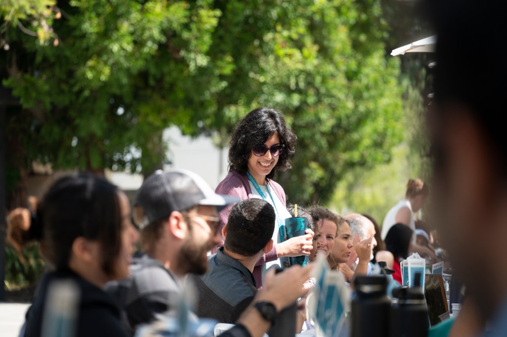 JPL’s Welcome Table events bring JPL employees together to share ideas and enjoy conversation.