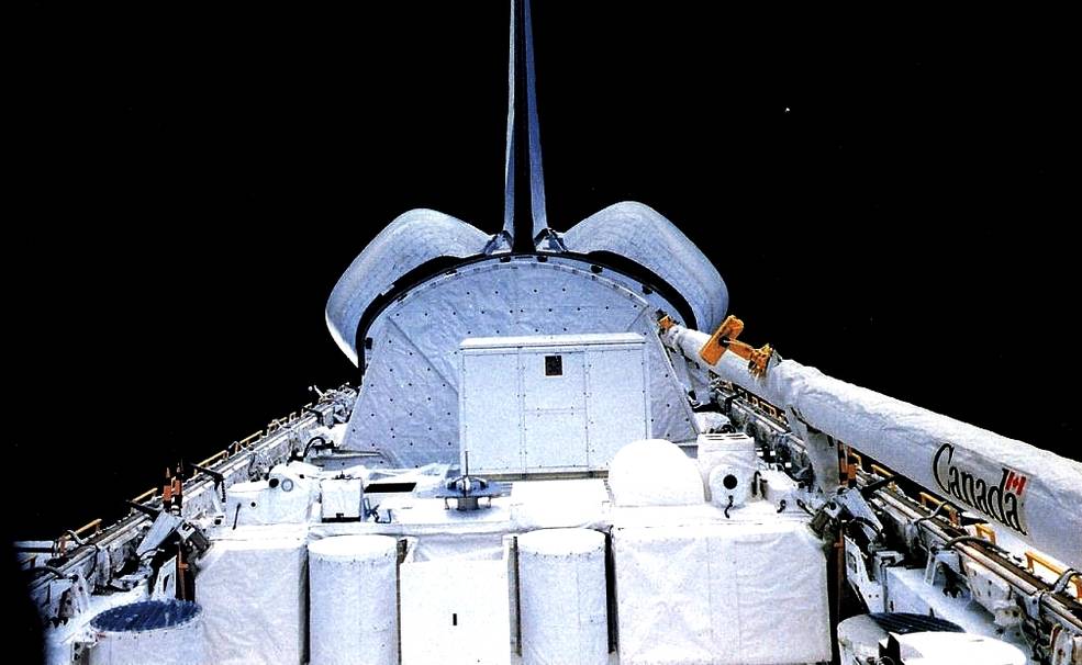 sts 7 payload bay