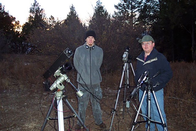 Meteor observers with equipment at Apache Point Observatory during the 2002 Leonids