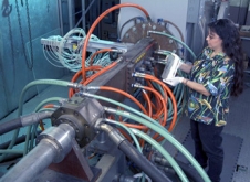 Turbulent flow duct test device