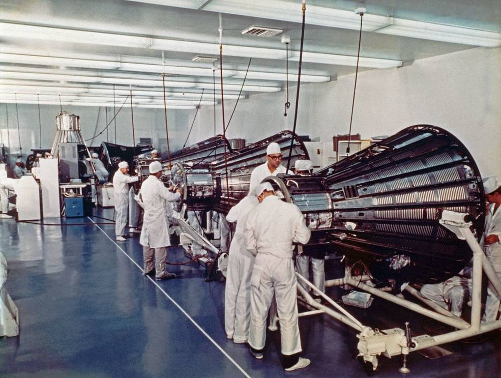 freedom_7_1_mercury_spacecraft_under_construction_mcdonnel_douglas_st_louis