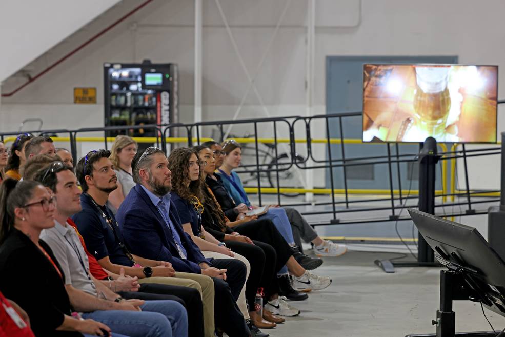 Boeing employees watch Artemis I launch footage as Blackwell-Thompson recaps launch day.