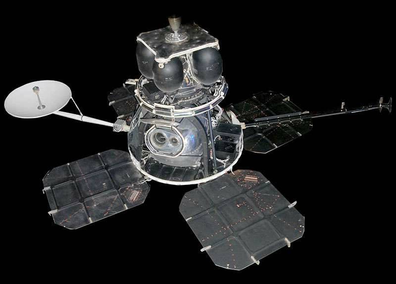 A Lunar Orbiter spacecraft, with the two-camera imaging system seen at center.