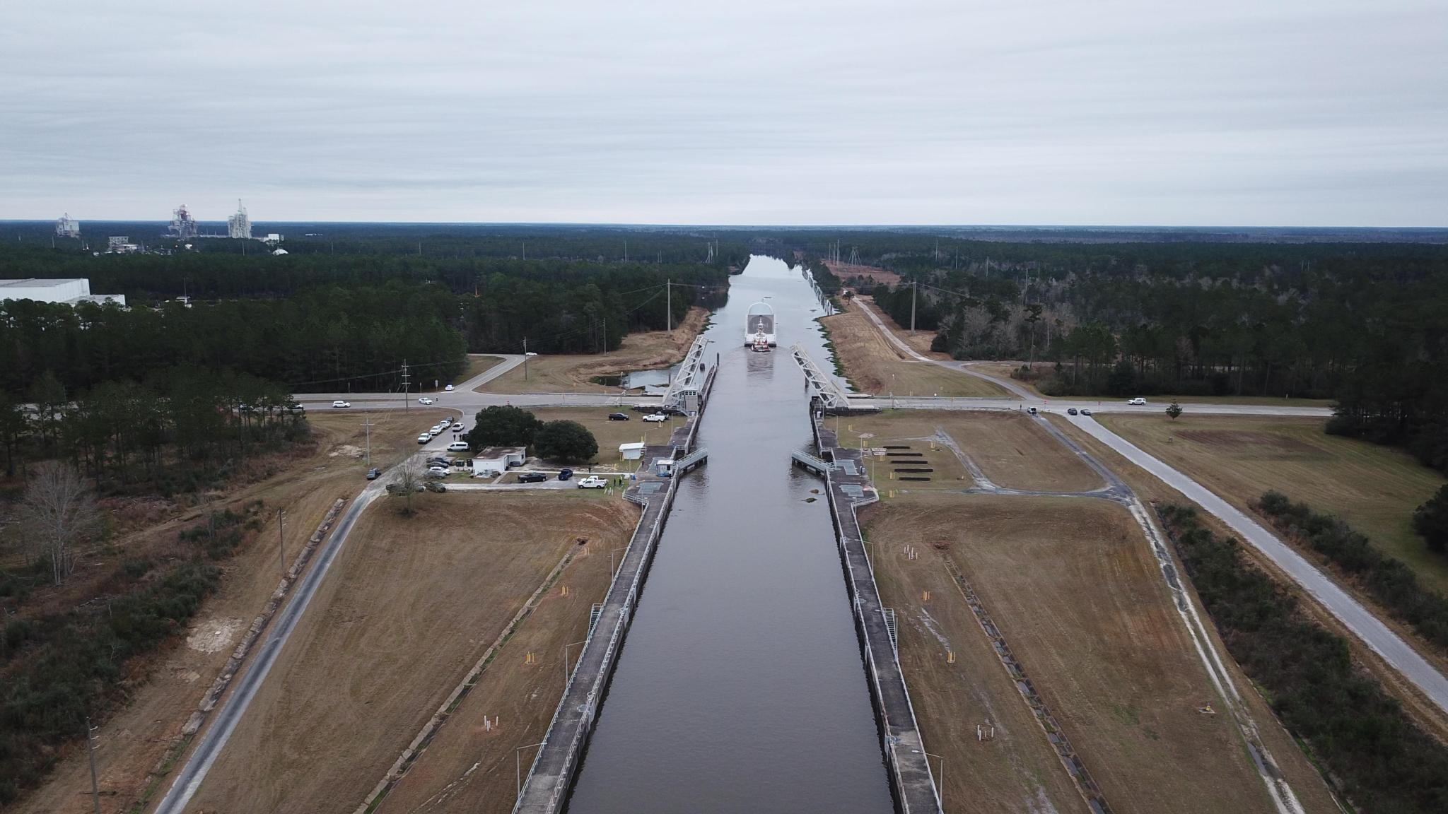 NASA Stennis waterway lock system