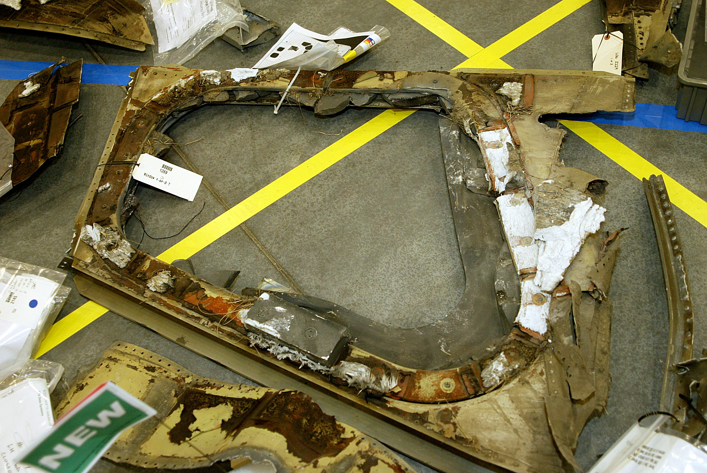 Columbia shuttle window debris