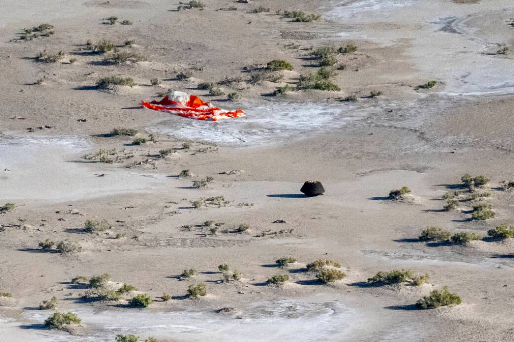 OSIRIS-REx Sample Return Capsule Lands in the Utah Desert