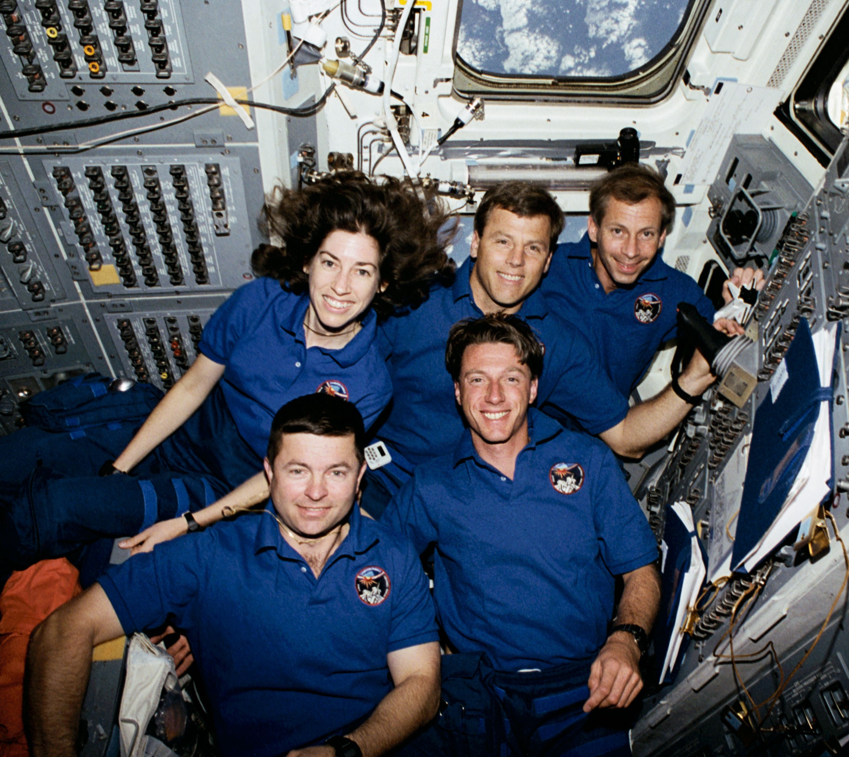 Ellen Ochoa and the rest of the STS-56 crew