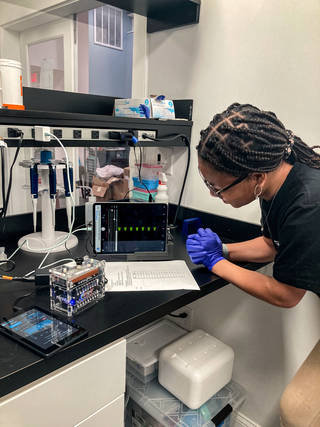 Houston We Have a Podcast: Ep. 292: Students and Space Genes Pristine Onuoha, the Genes in Space-10 winner, tests her investigation before it launches to the International Space Station. 