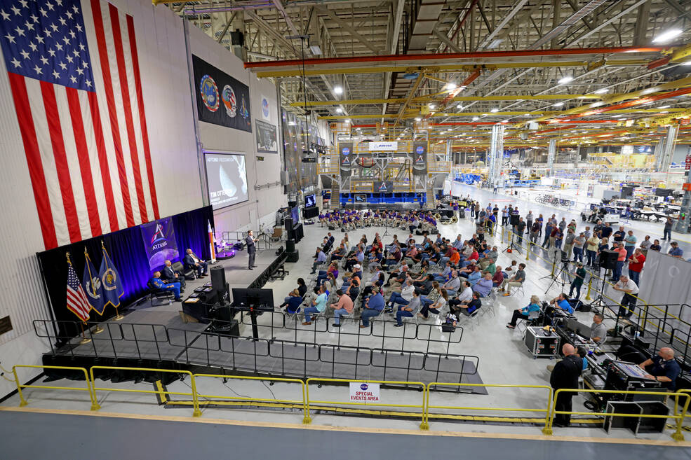 More than 100 employees and contractors supporting the Orion program gather in Heros Way Aug. 29 to celebrate their contributions to the success of the Artemis I mission.